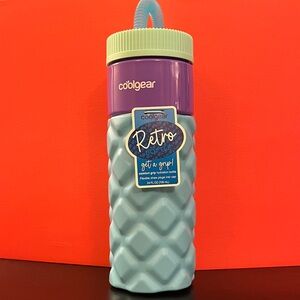 ❤️ 3 for $15. NWT Cool Gear Retro Water Bottle - Purple and Blue